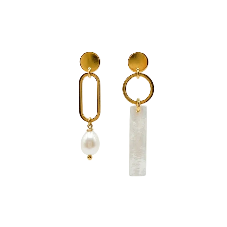 Boucle d’oreille asymétrique